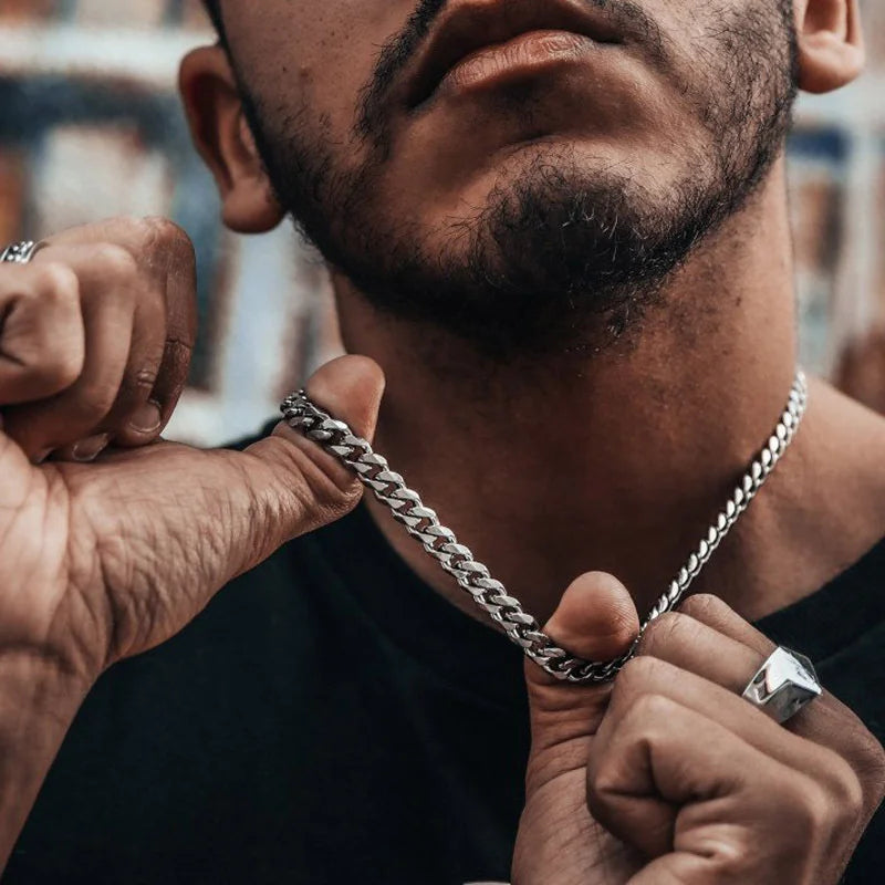 Curb Cuban Chain